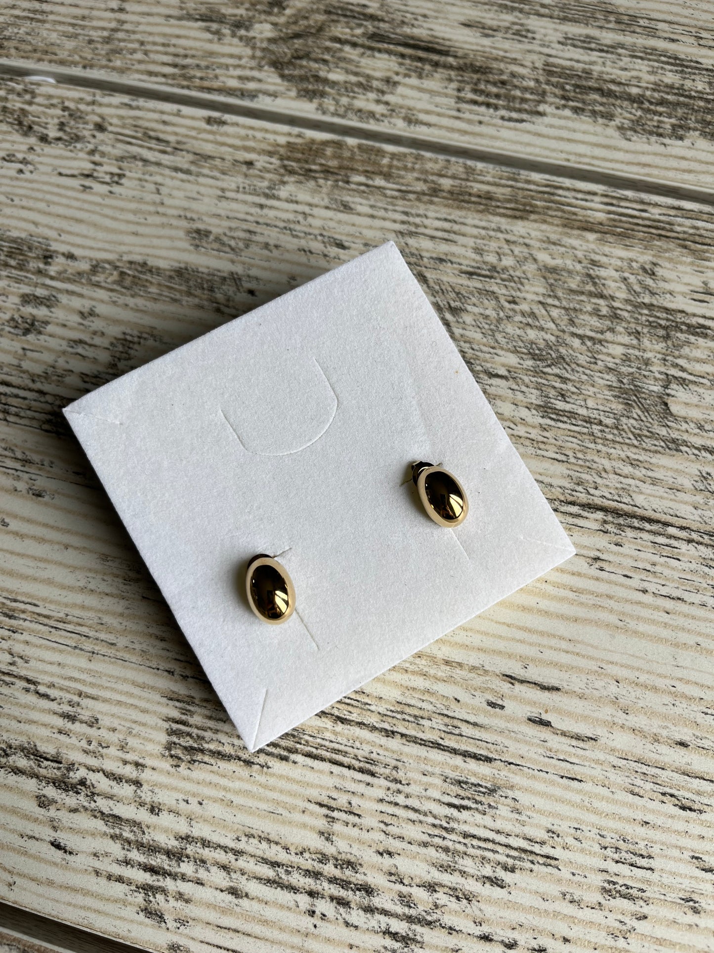 Puce en acide oxydable, noirci, pas résiste à l’eau