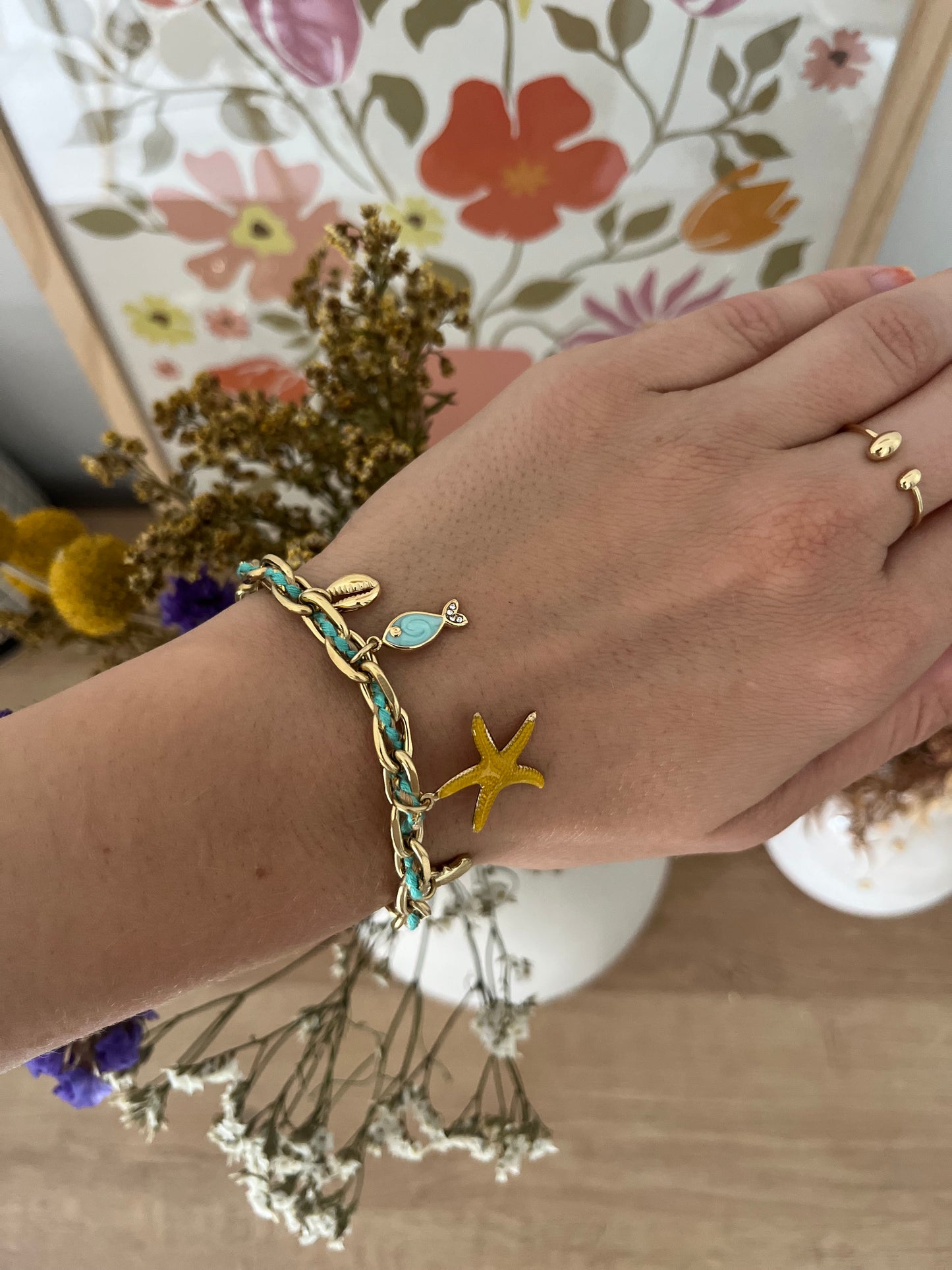 Un bracelet idéal pour habiller les tenues d’été réglable pour femmes