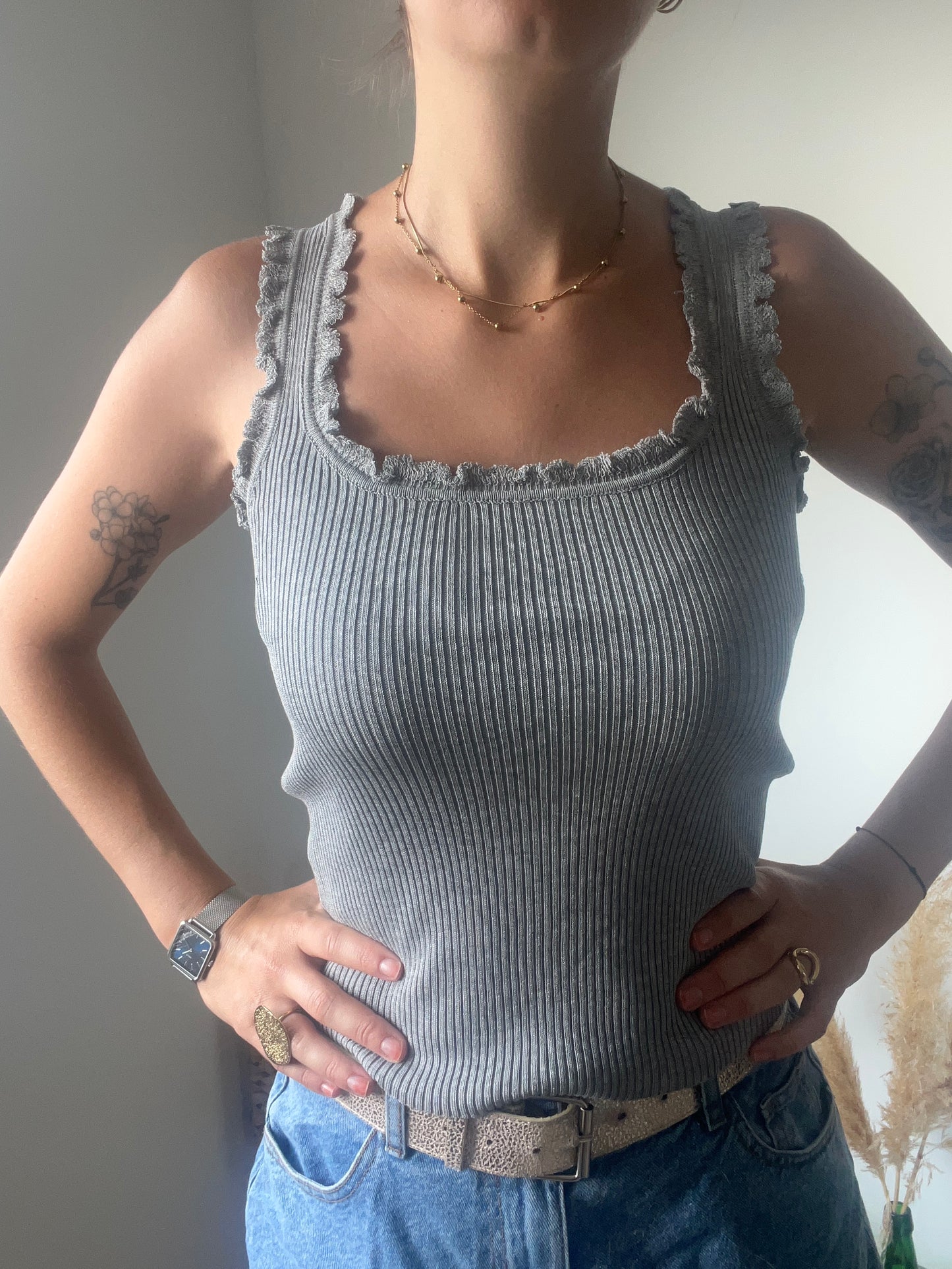 maille sur les bretelles pour femme