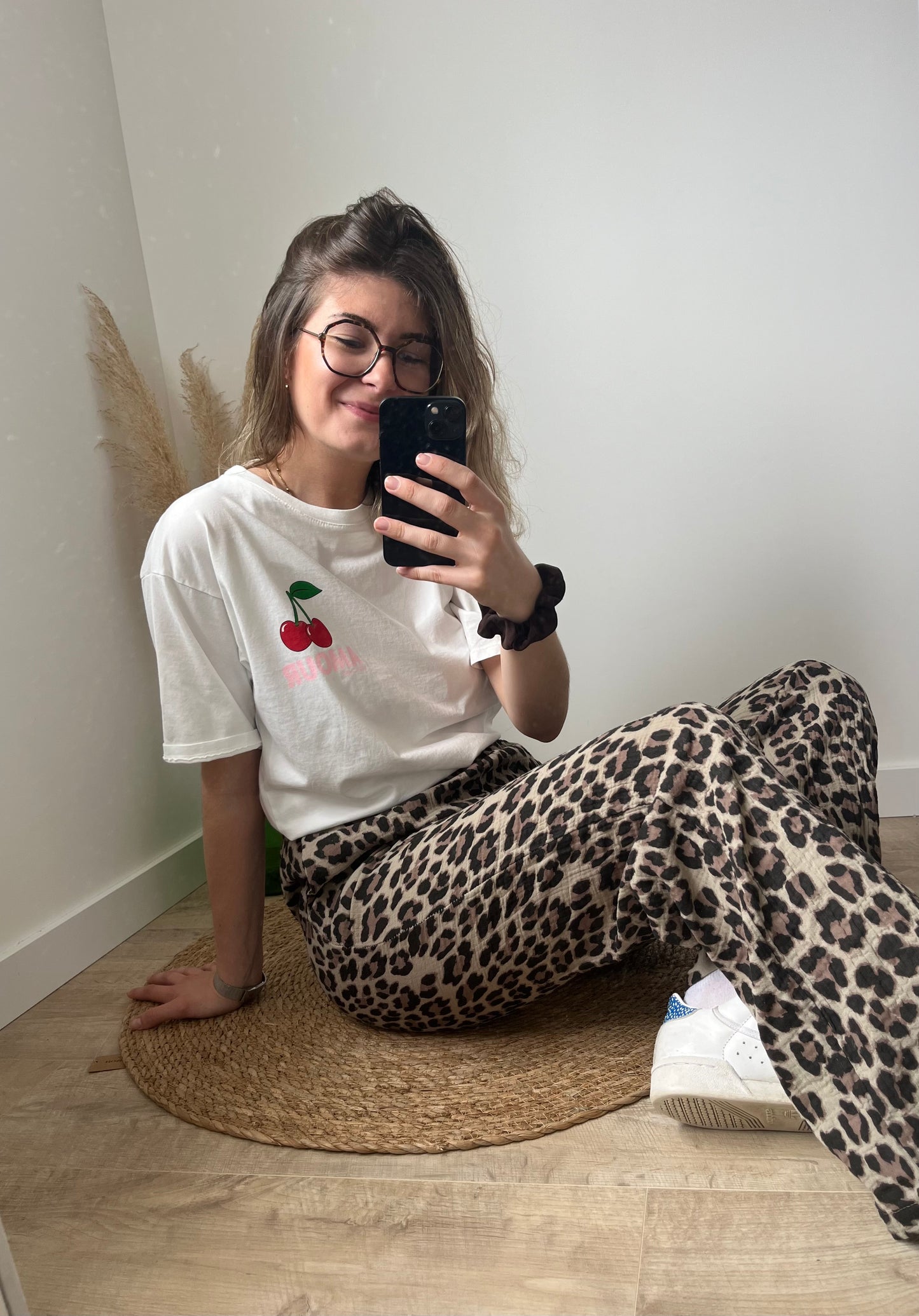 Très léger et agréable à porter pour des looks d’été