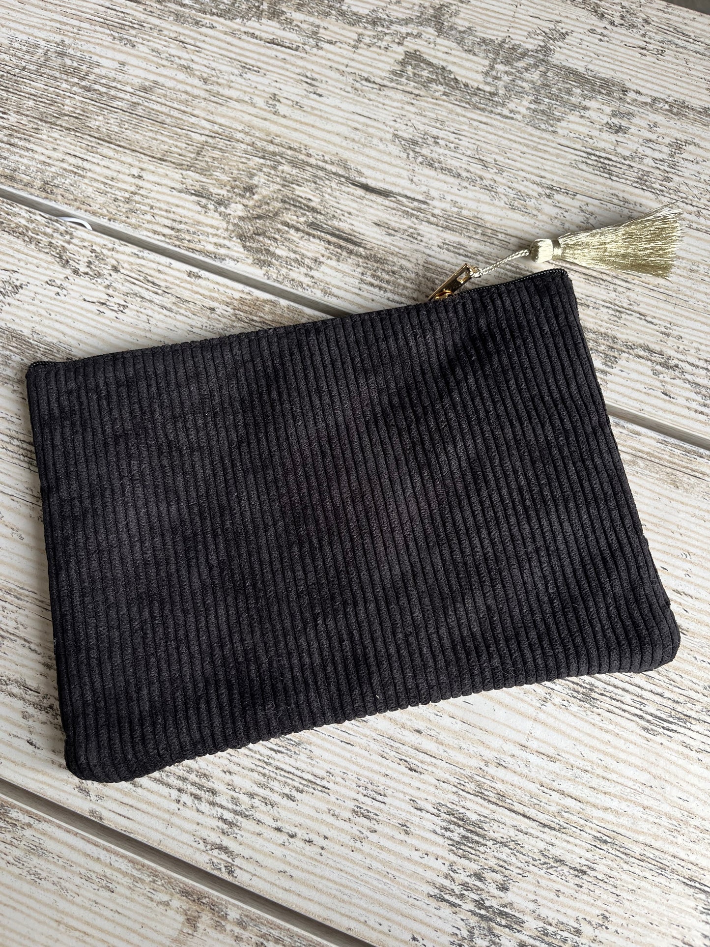 Pochette noire, 100 % polyester, très pratique