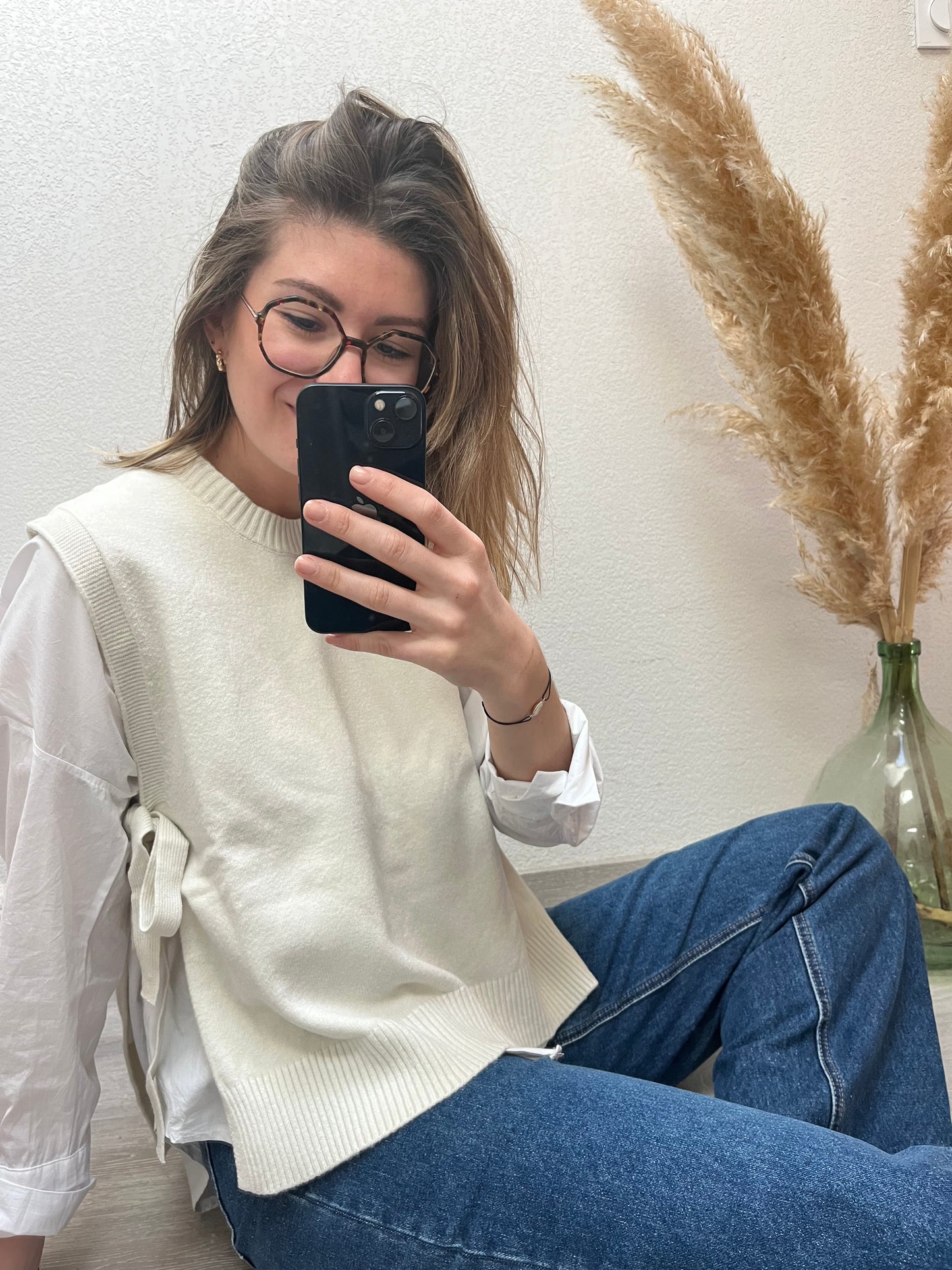 Pull couleur ecru sans manches pour toute saison