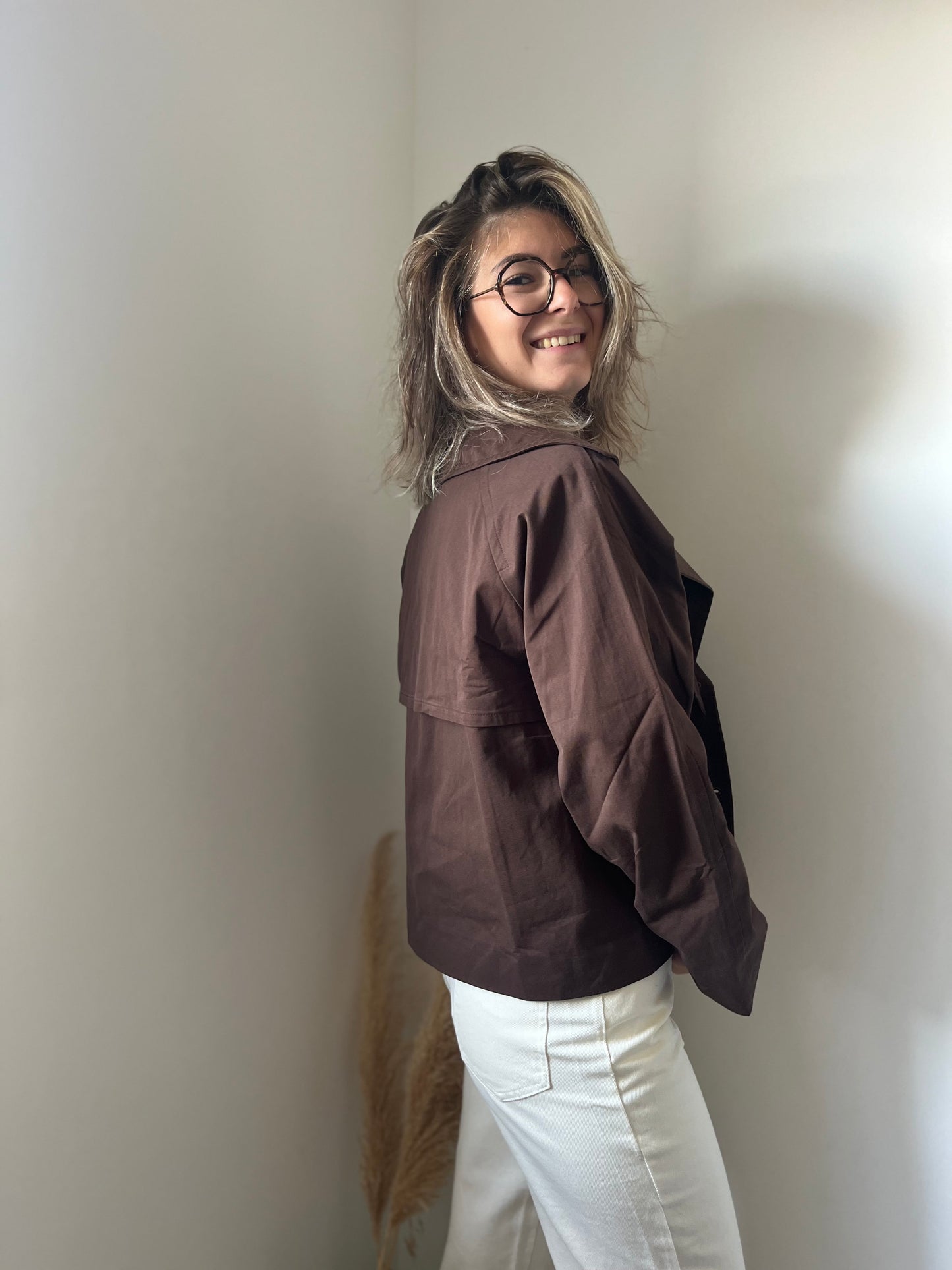 Veste de couleur marron foncé pour femme taille S M L