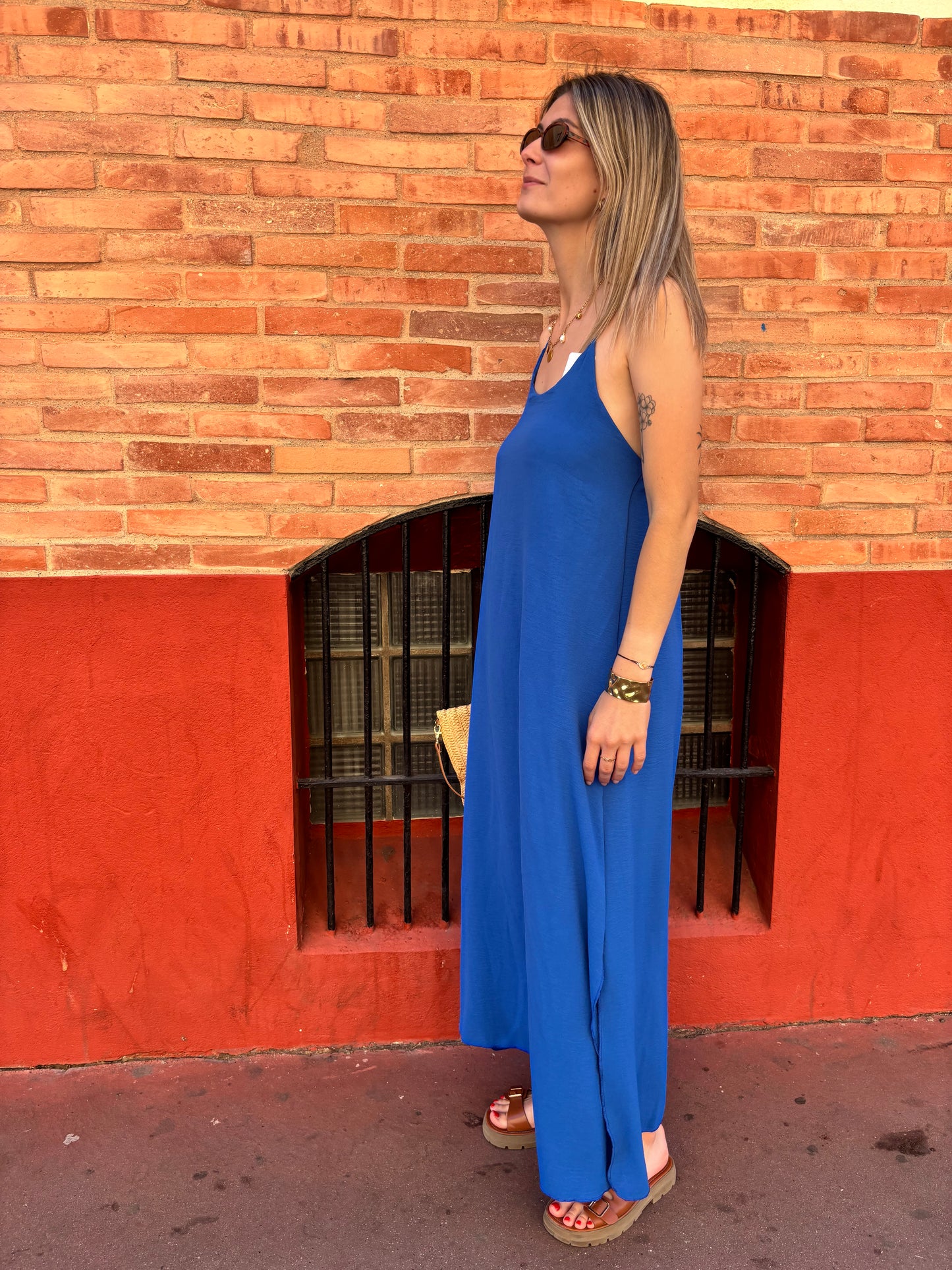 robe femme fente sur le cote de couleur bleu roi