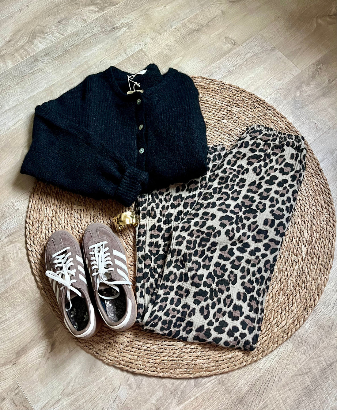 Look tendance pour femme très chic et a a mode 