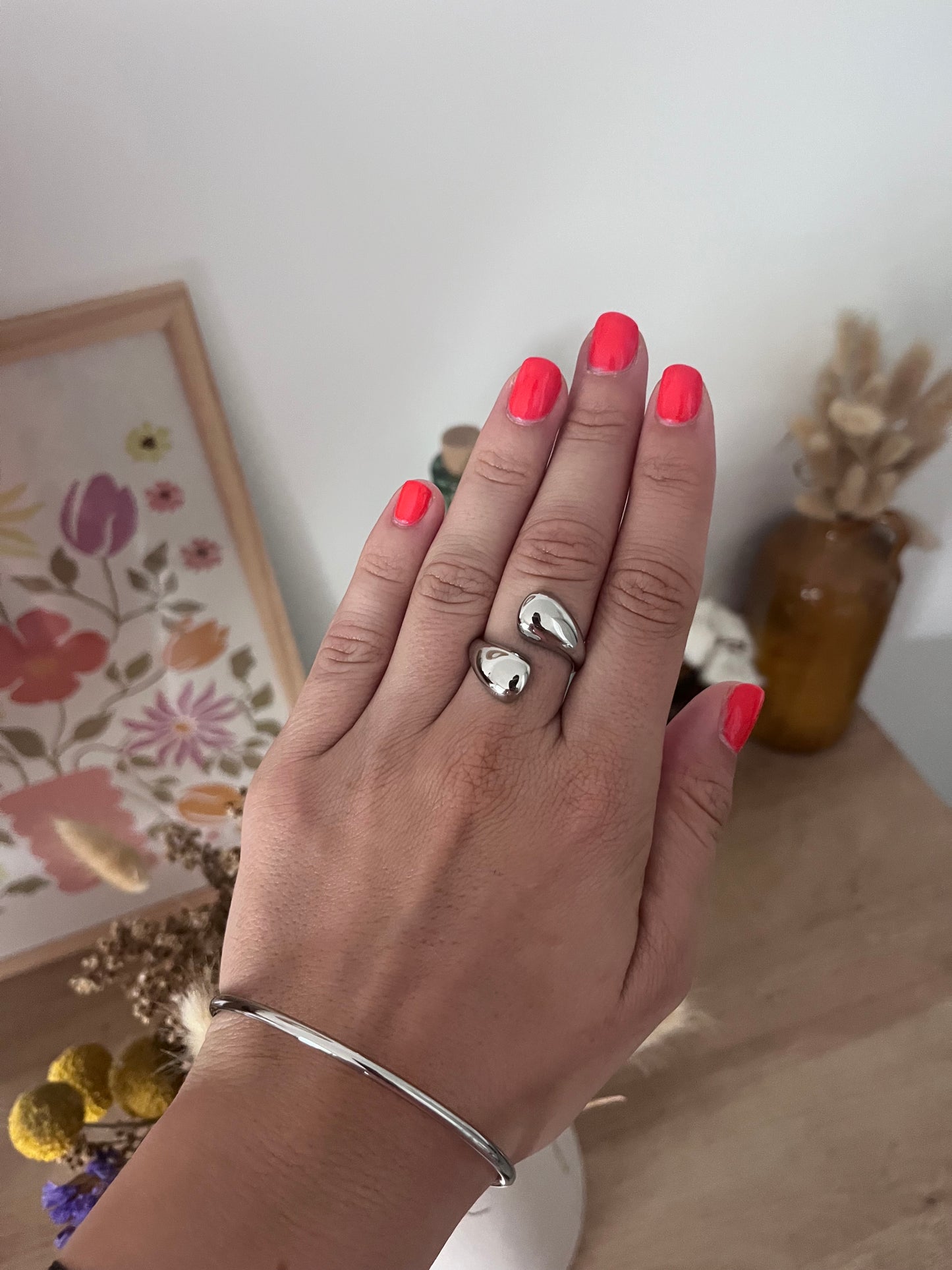 Bague pour femme de couleur argent 