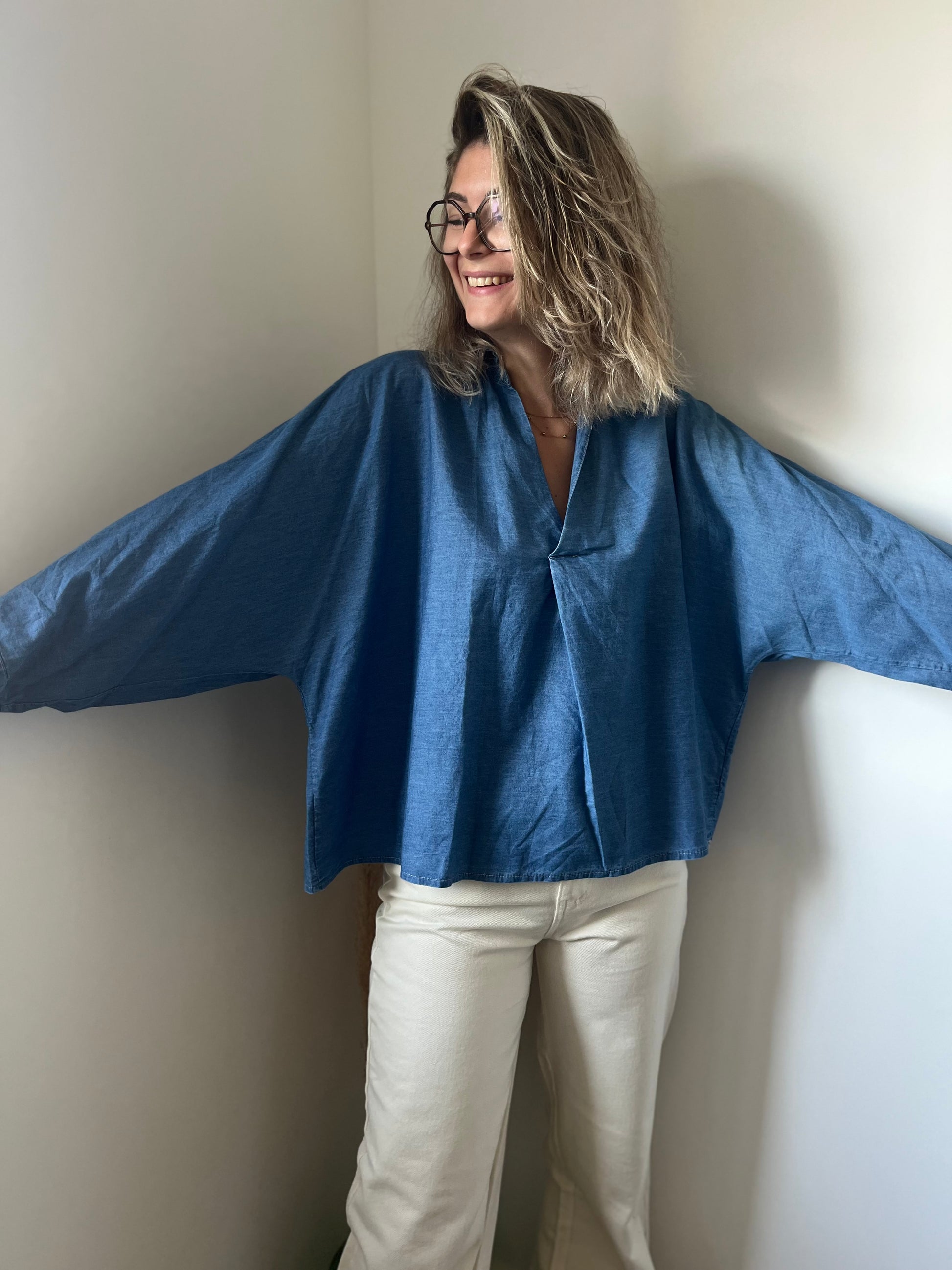 Blouse en taille unique manches chauve souris pour un look habille et a la fois décontracté 