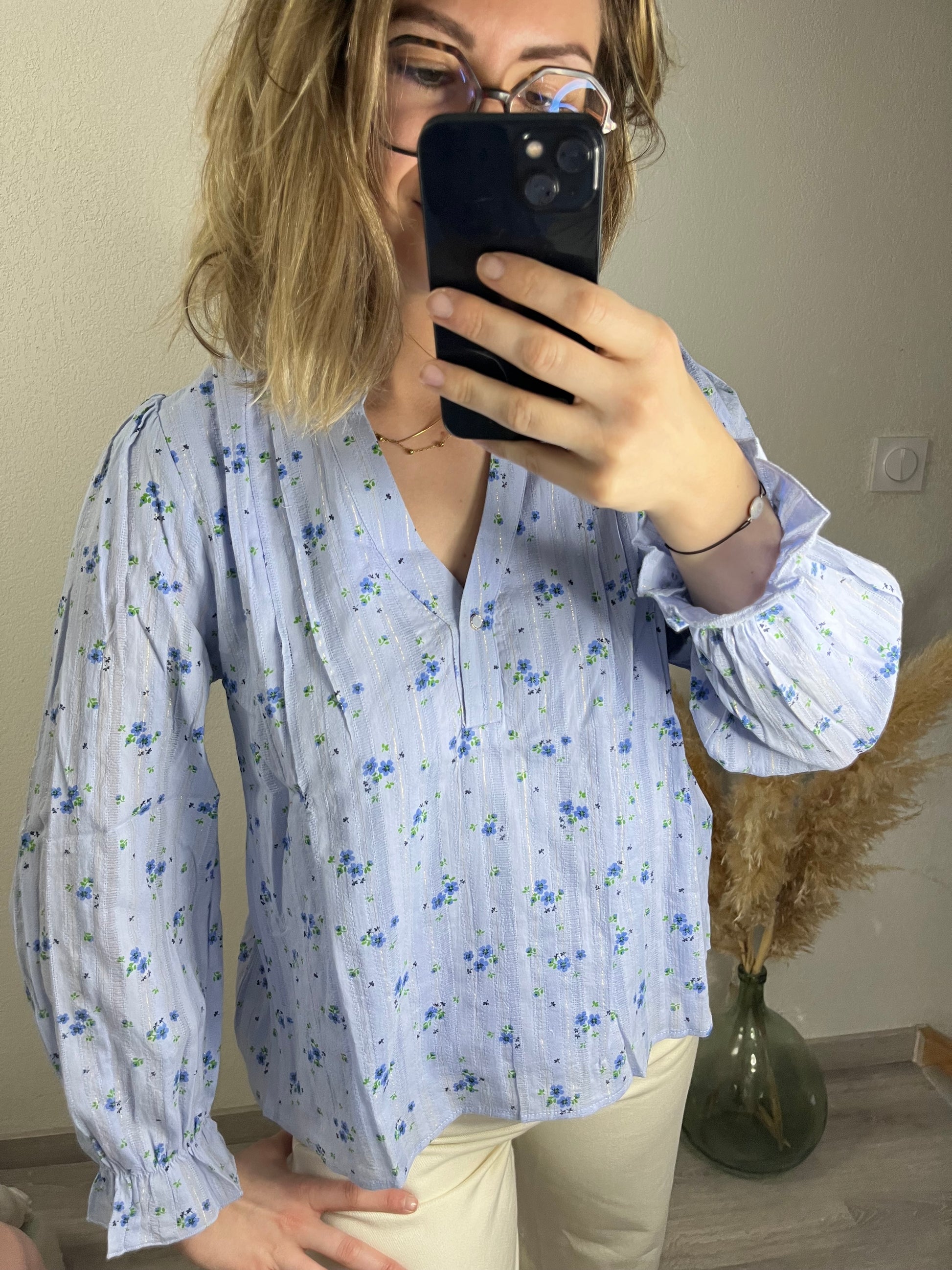 Blouse fleuries détails brillants