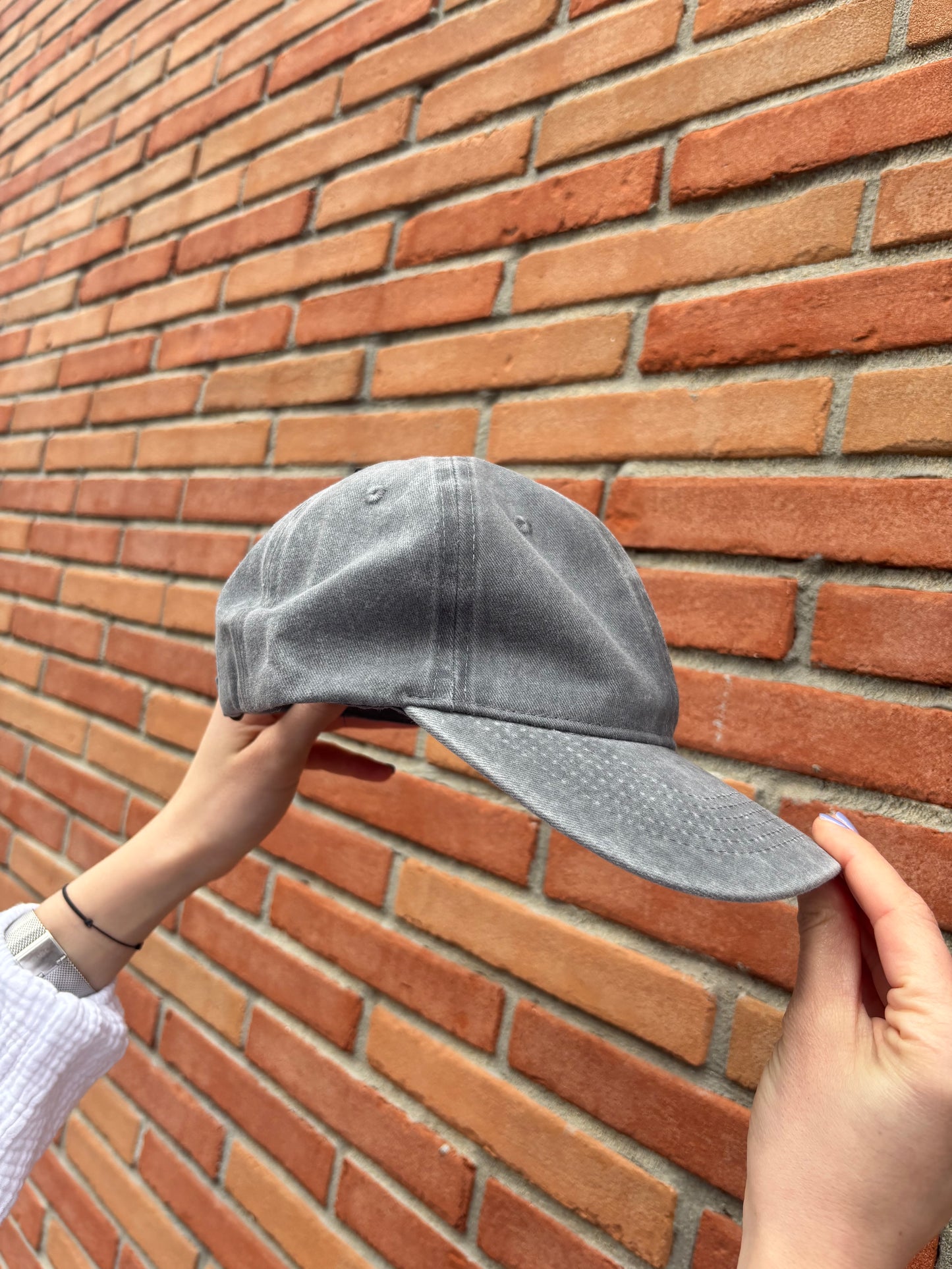 Casquette femme coton gris accessoire mode ajustable et tendance