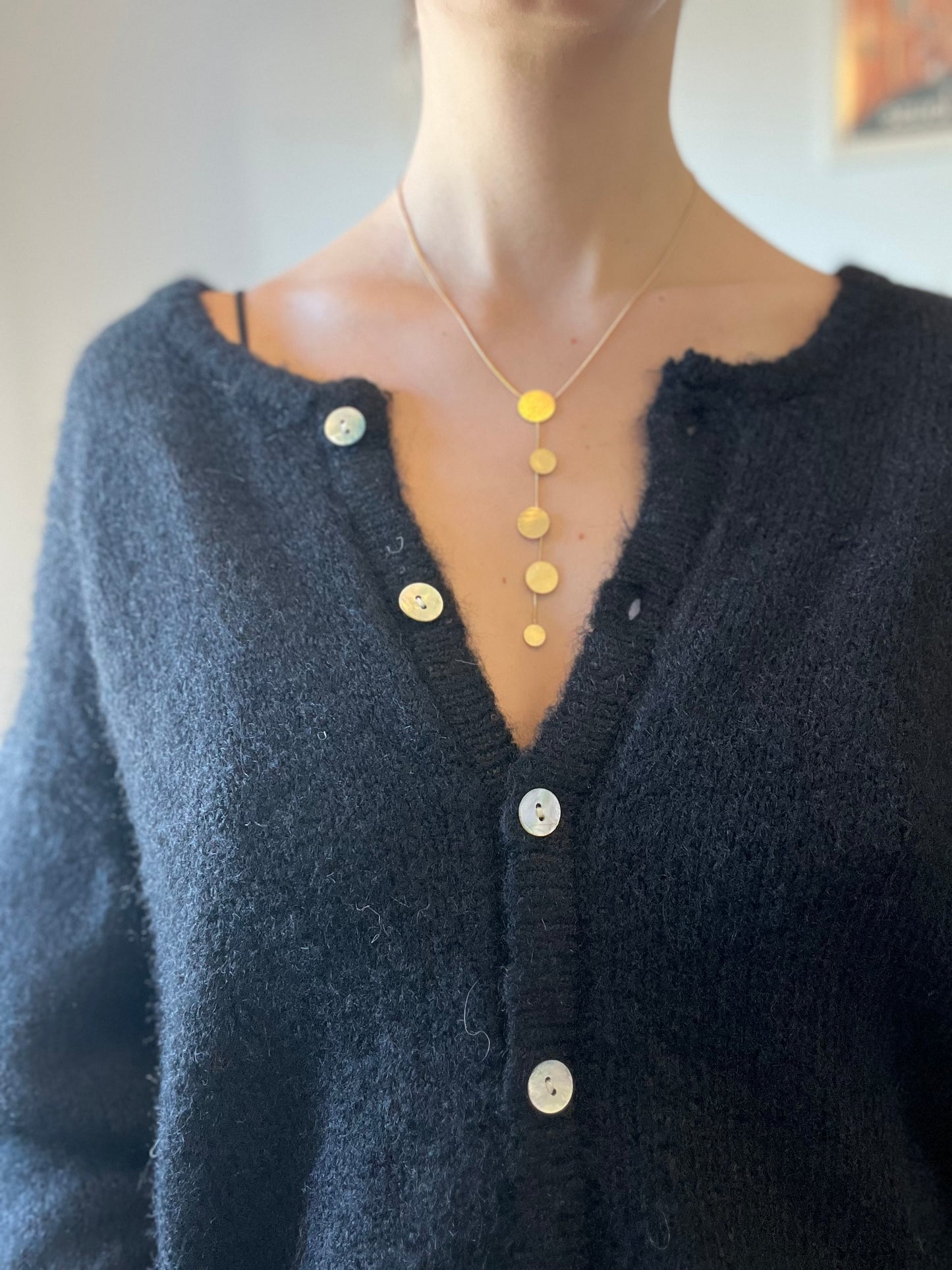 Collier Iris pour femme idéal pour les occasions en acier inoxydable ne rouille pas et ne noircit pas 