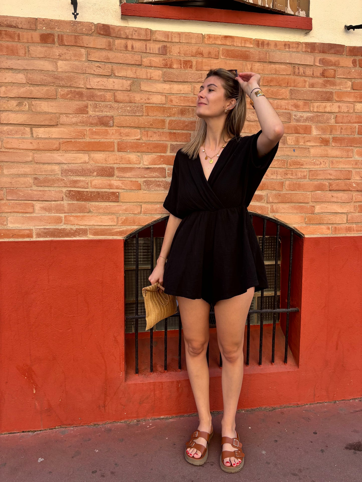 Comme un short pour femme de couleur noire en gaze de coton, taille élastique