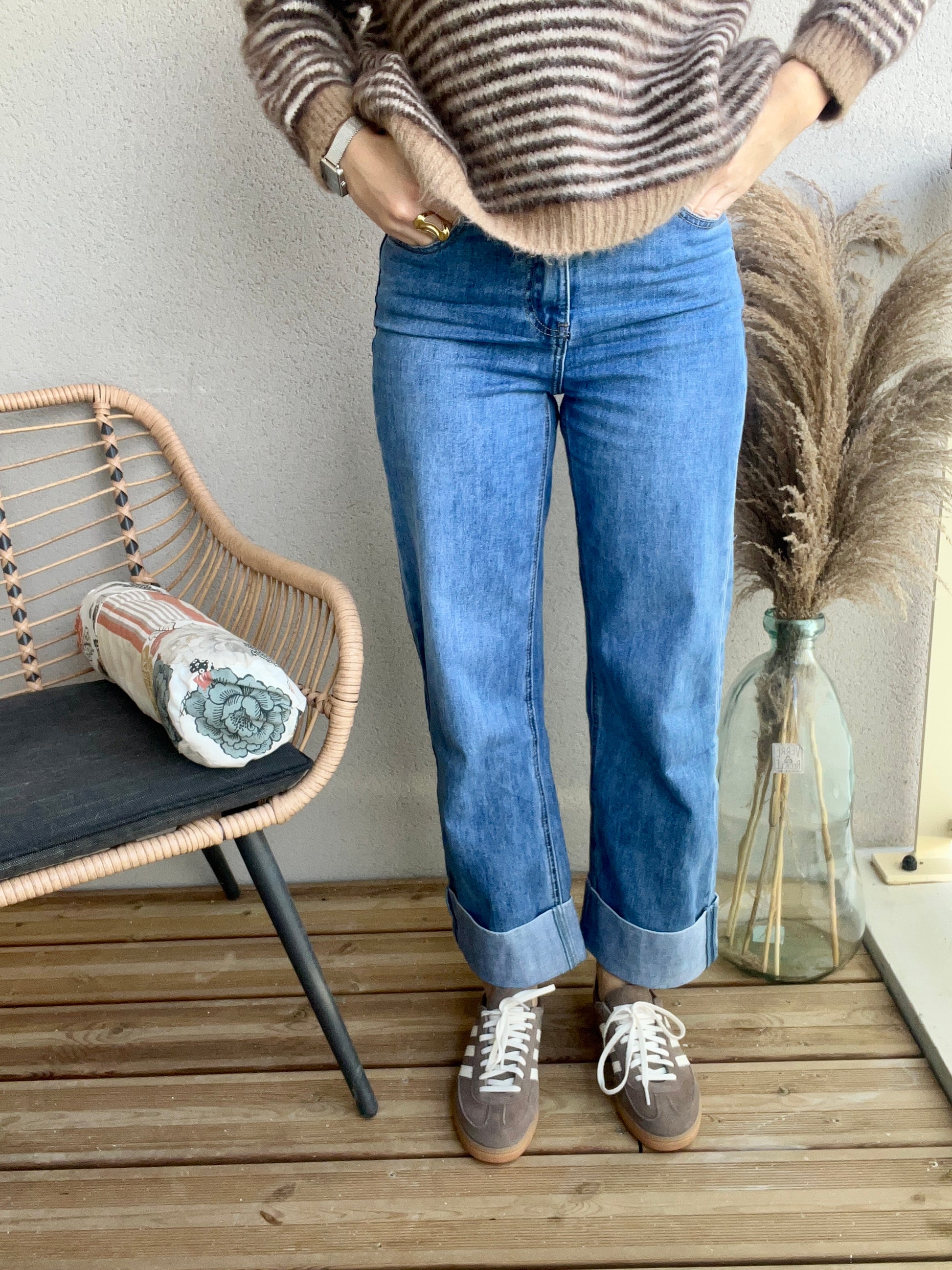 jean Loane de couleur bleu jean taille parfaitement bien