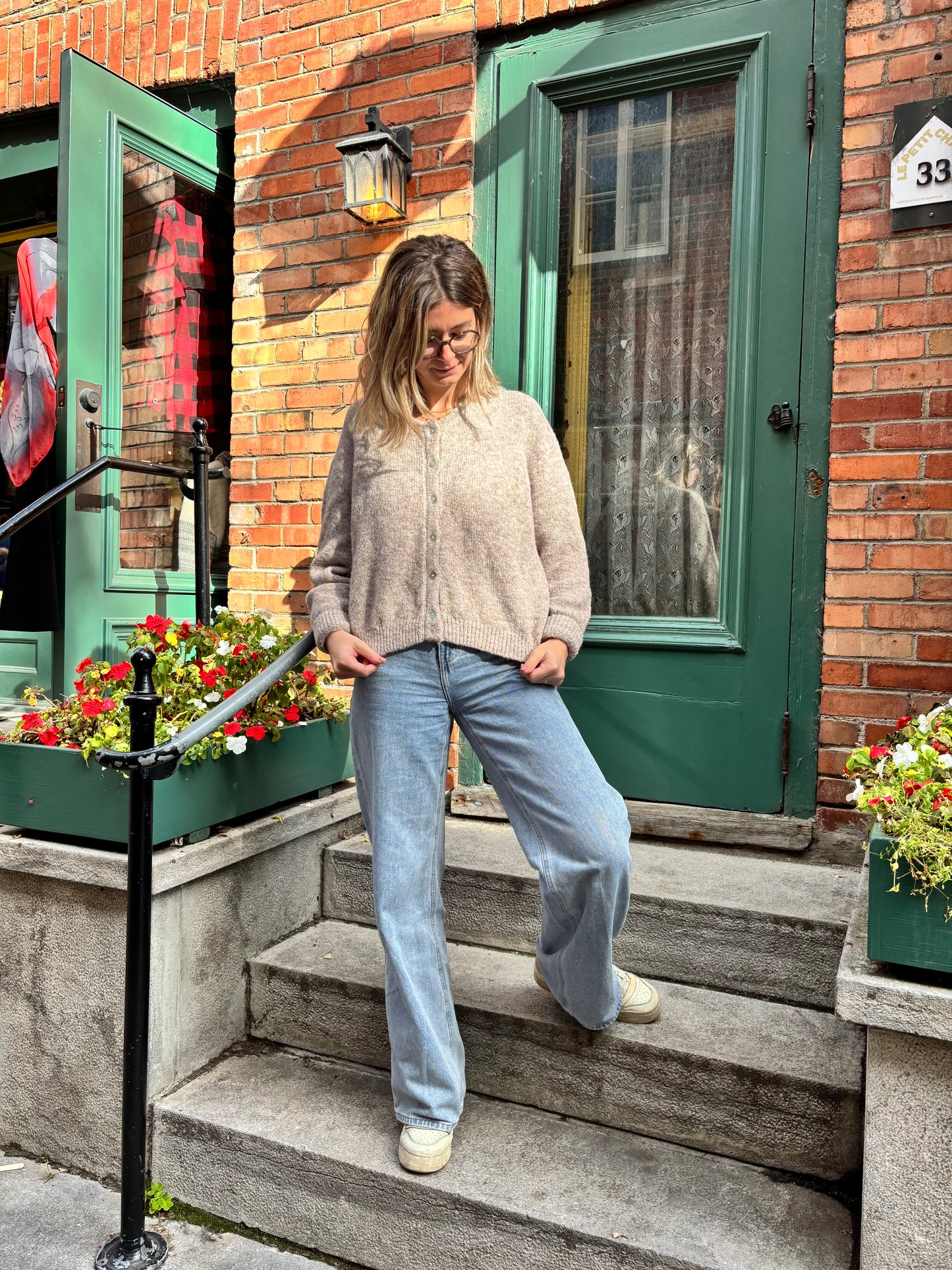 Jean pour femme hyper tendance de couleur bleu clair 