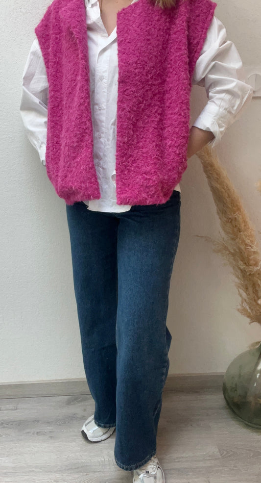 Jean capucine bleu foncé coupe droite taille parfaitement bien prendre sa taille habituelle.
