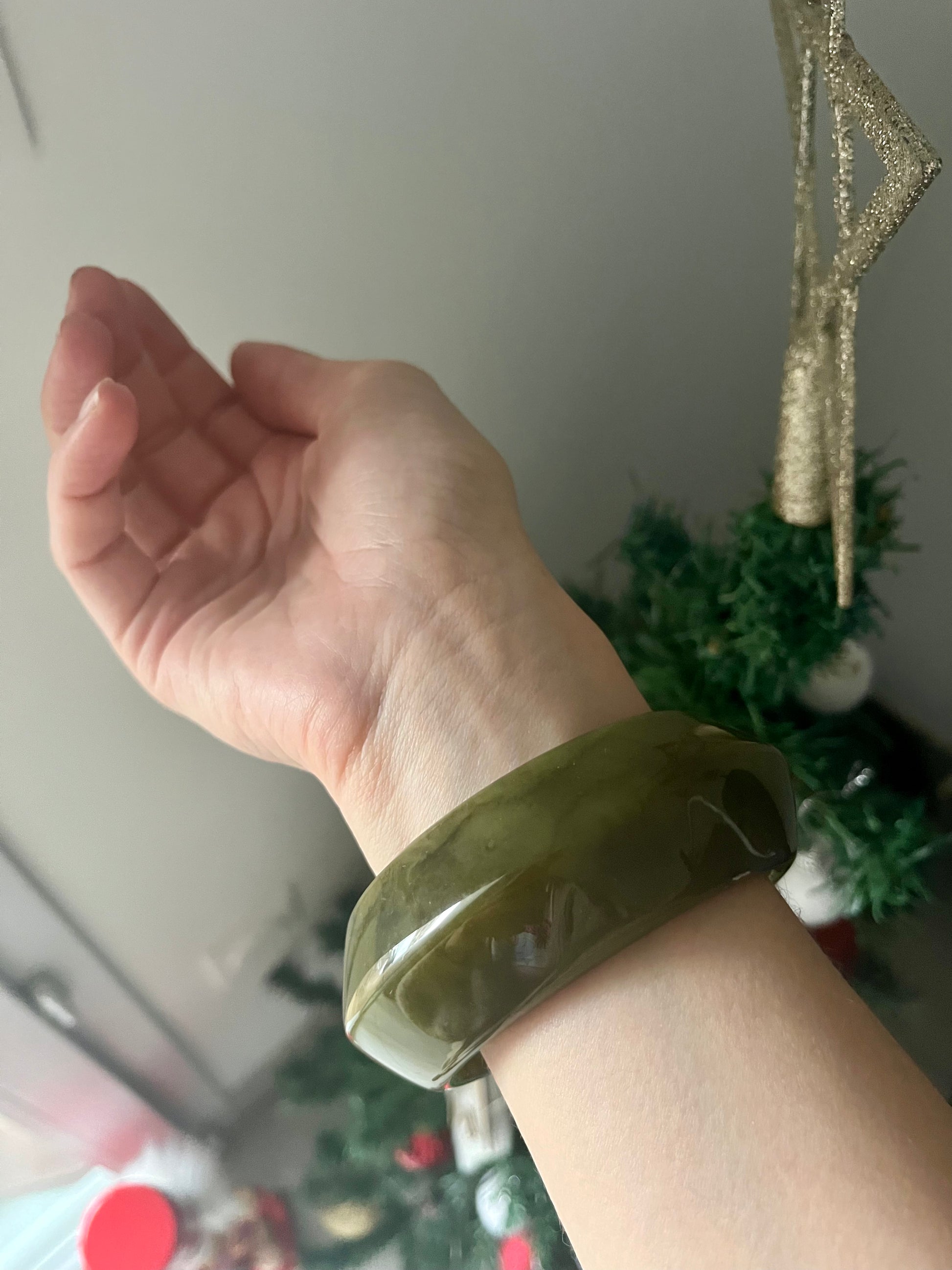 Jean vert en résine pour femme idéale pour habiller une tenue