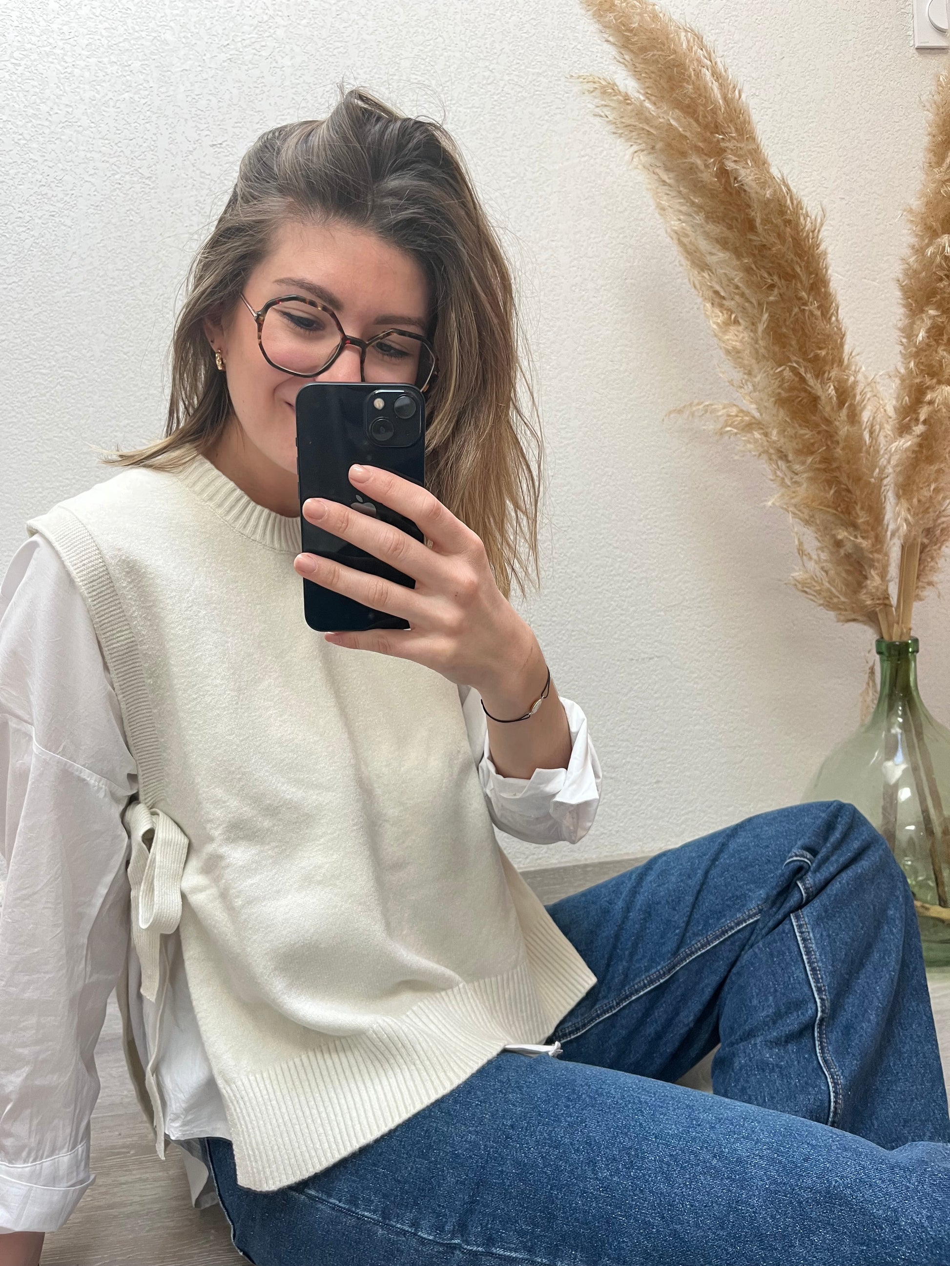 Pull couleur ecru sans manches pour toute saison 