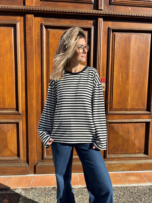 Pull à rayures pour femmes de couleur noir et blanc, style over size