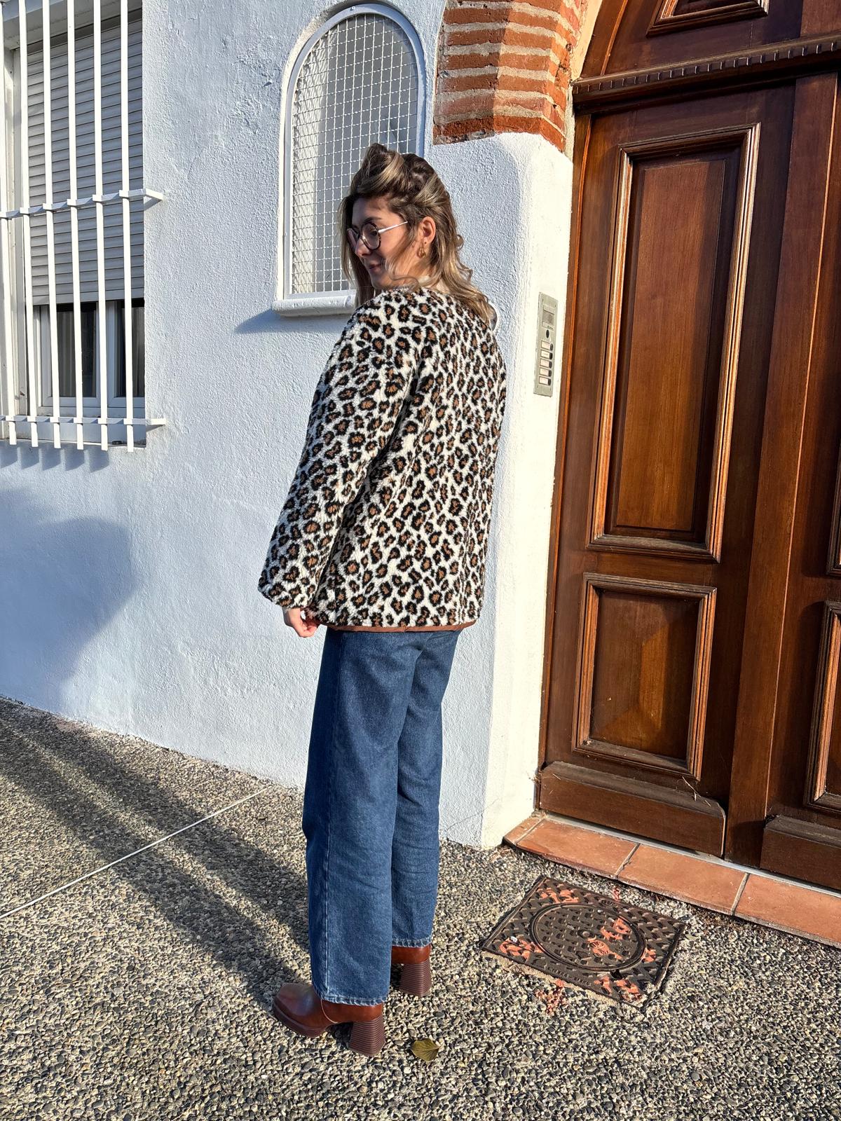 Veste hyper douce et agréable à porter au motif léopard pour femmes