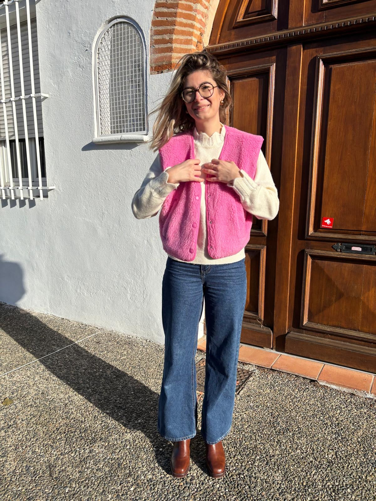 Veste sans manches pour femme de couleur, rose, fluo avec bouton sur le devant