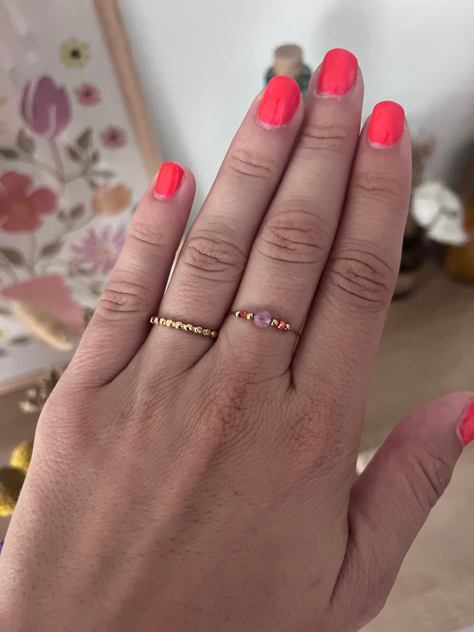 Bague pour femme taille réglable couleur rose avec pierre précieuse 