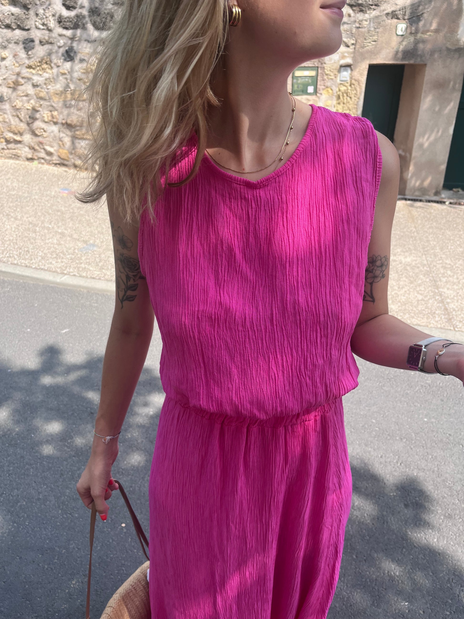 ensemble pour femme de couleur fushia hyper tendance et elegant leger et ample
