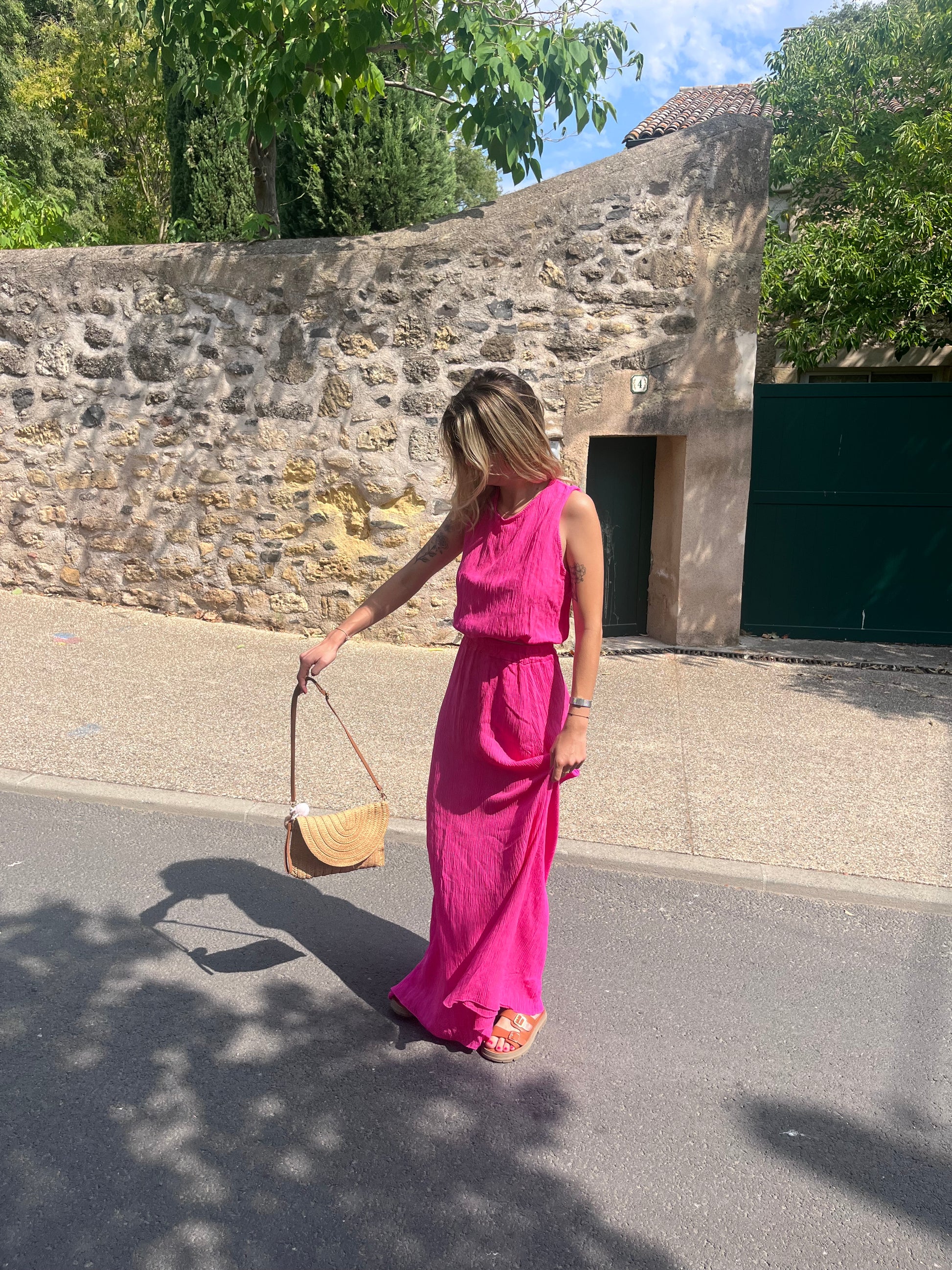ensemble en coton leger pour femme de couleur fushia hyper tendance a paillette