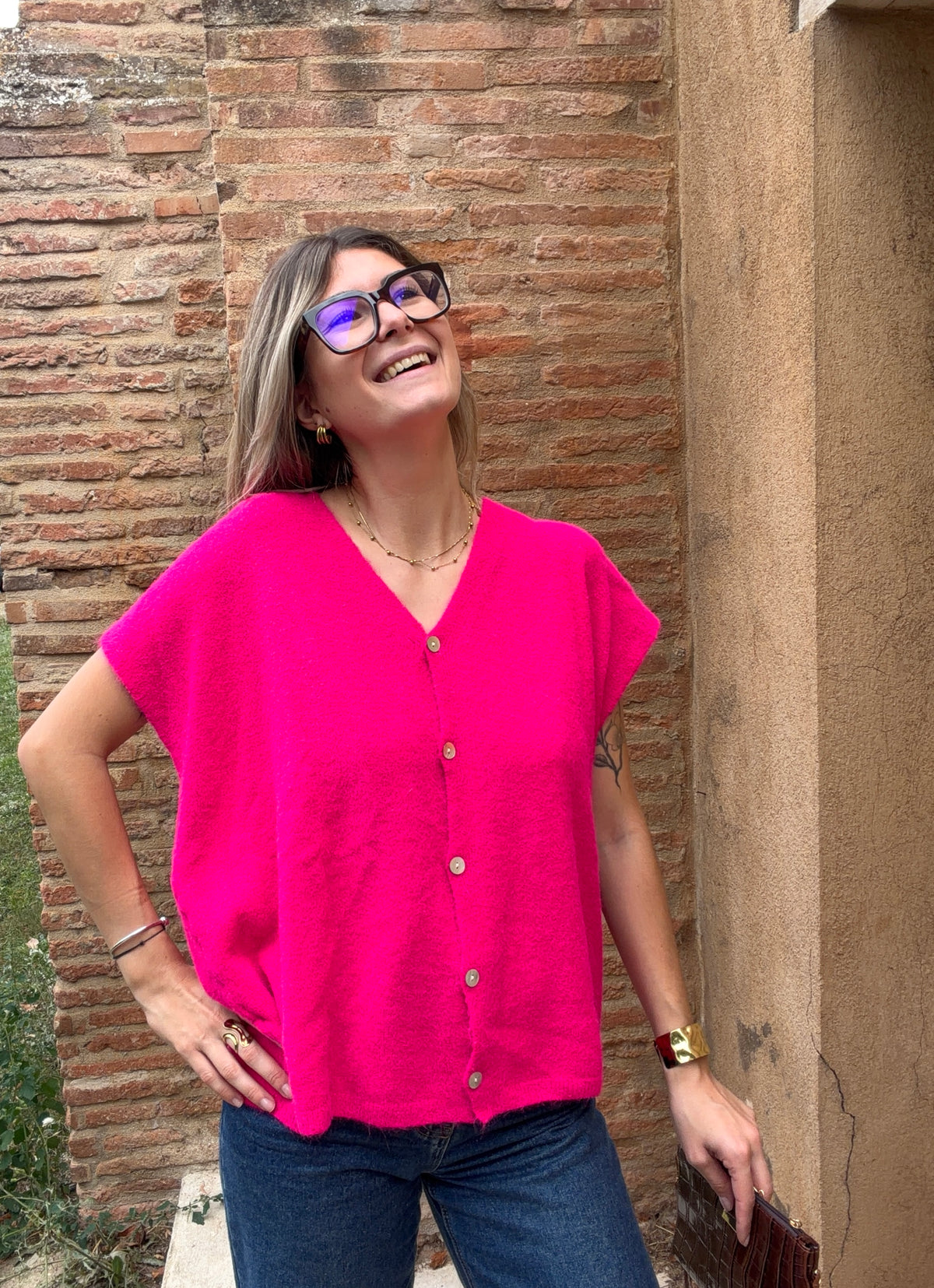 pull rose femme a manches courtes avec boutons sur le devant hyper doux 